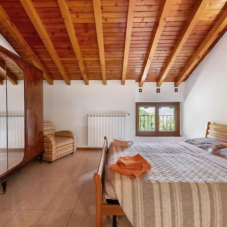 Semesterbostad Casa Vendrogno *