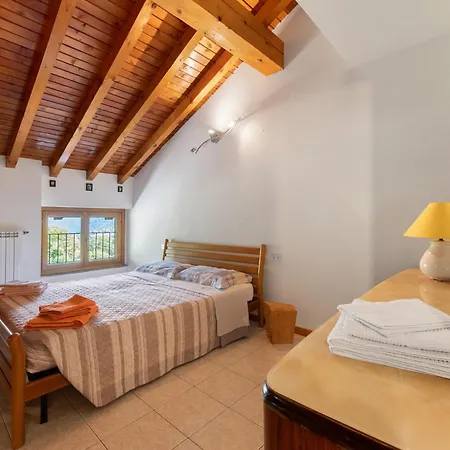 Casa Vendrogno * Bellano