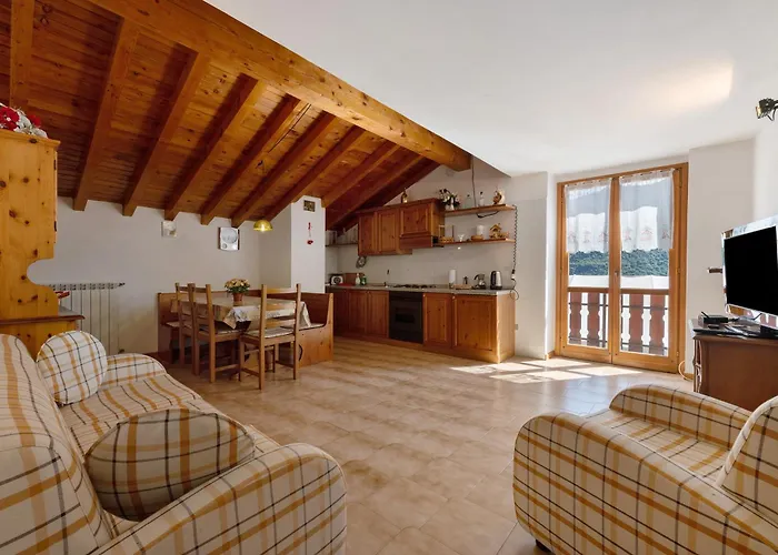 Casa Vendrogno Vakantiehuis Bellano